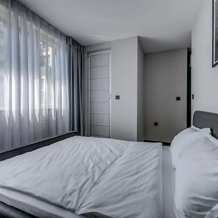 La Shara Building * Sofie